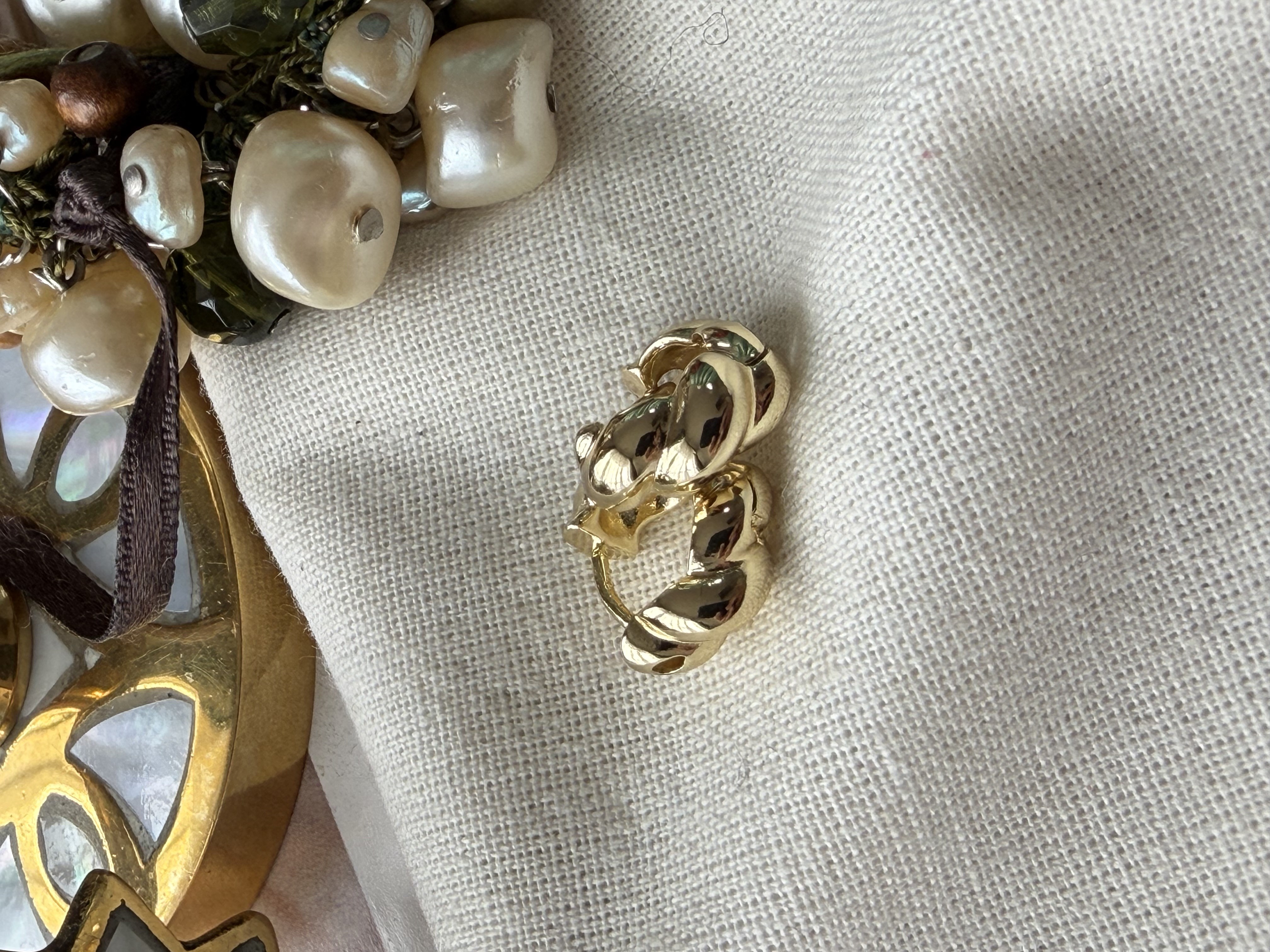 VIP  14K Mini Burma Küpe