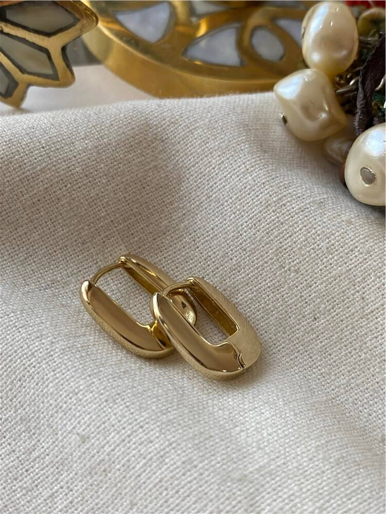 VIP 14K Mini Oval Küpe