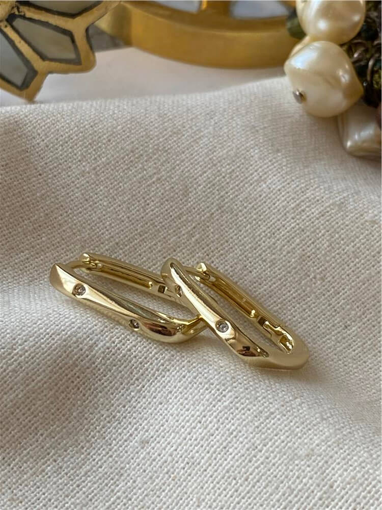 VIP 14K Mini Taş Detaylı Oval Küpe