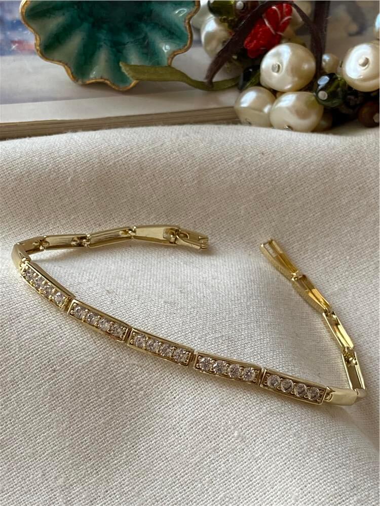 VIP 14K Mini Taş Detaylı Zarif Plaka Bileklik