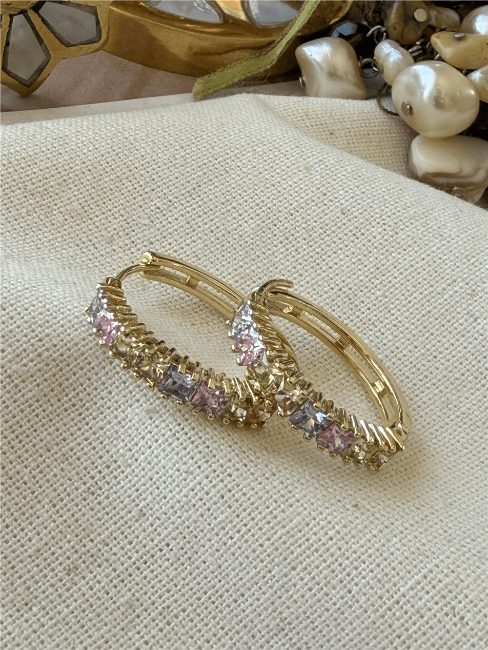 VIP 14K Pastel Kare Taşlı Halka Küpe