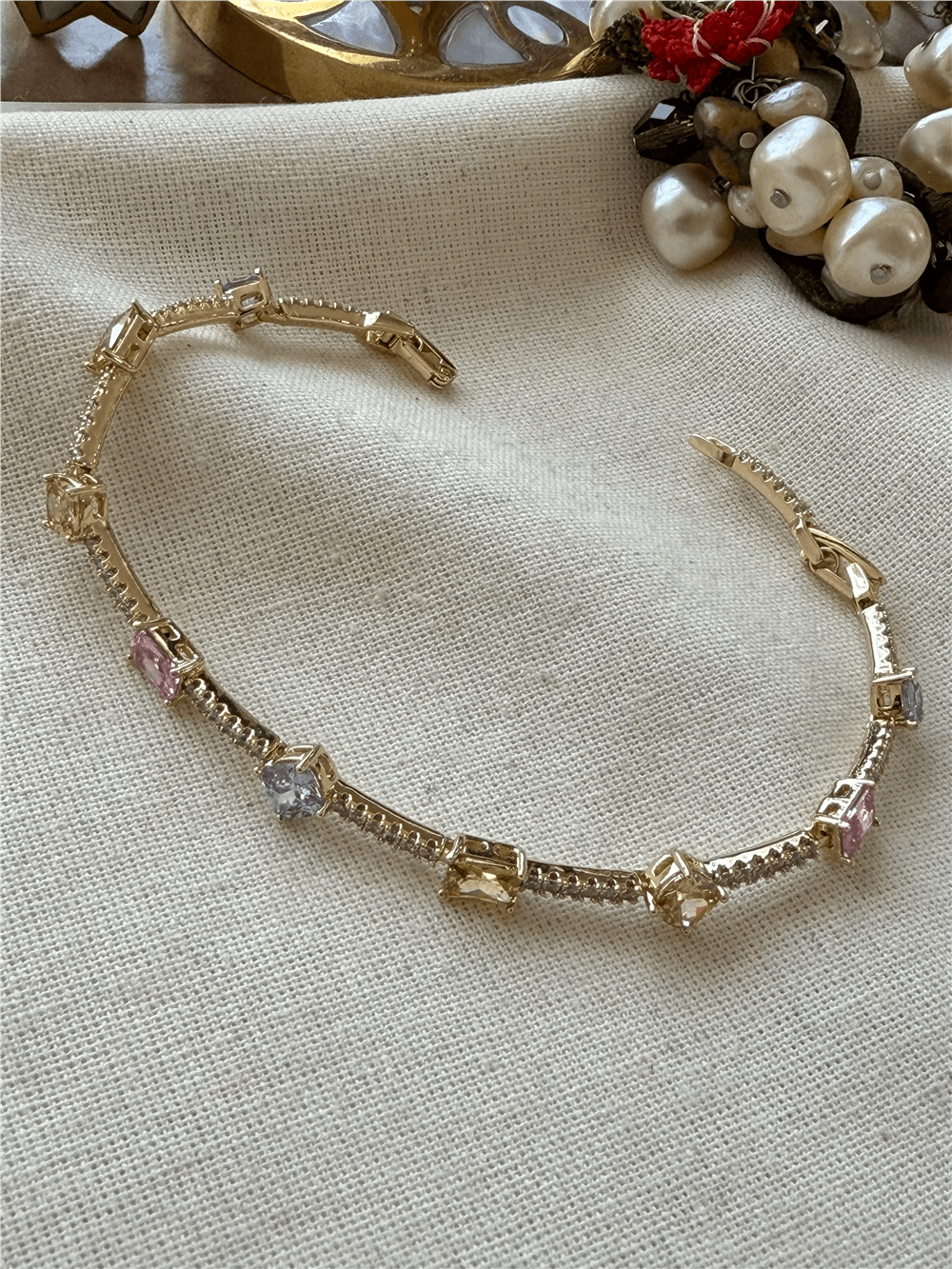 VIP 14K Pastel Taşlı İnce Künye Bileklik