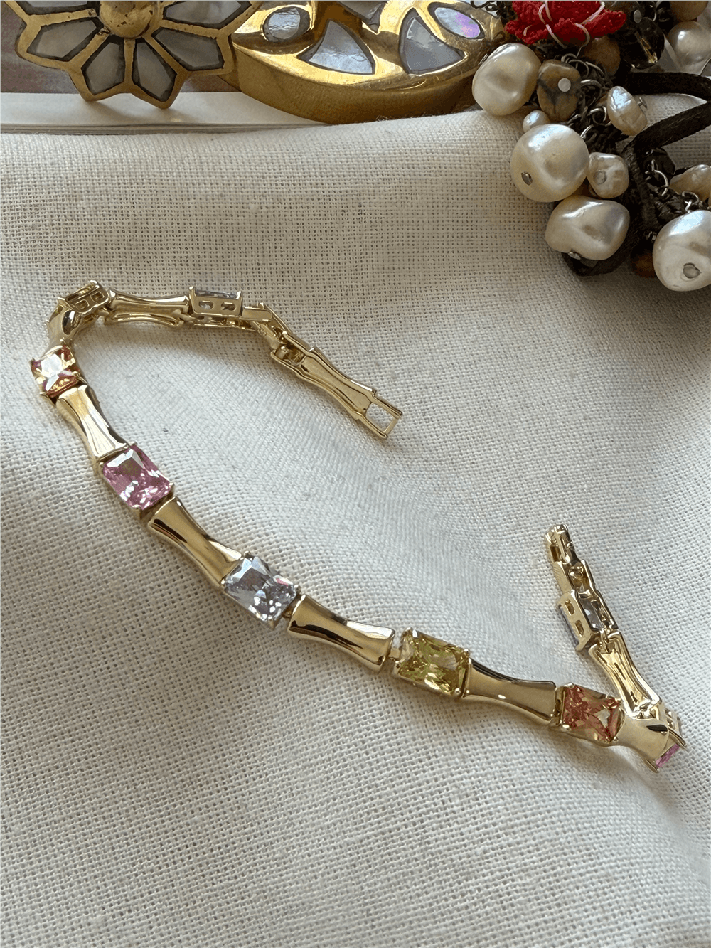 VIP 14K Pastel Taşlı Kemik Bileklik