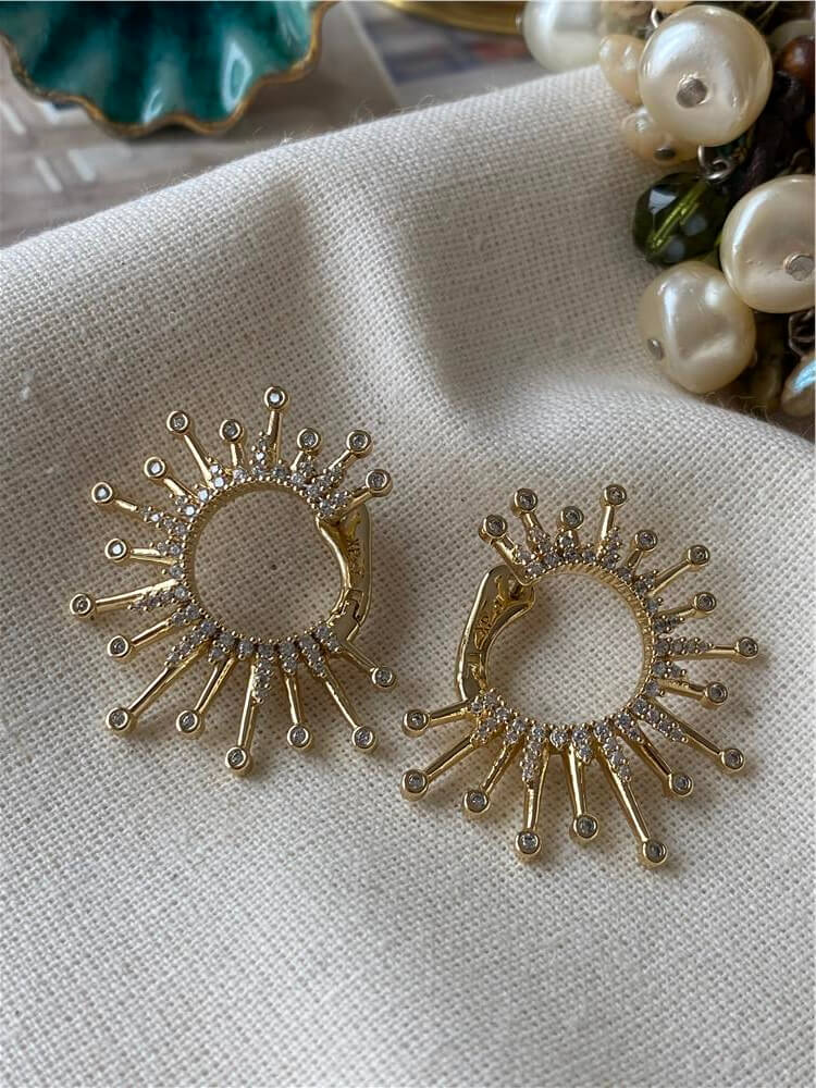 VIP 14K Queen Küpe