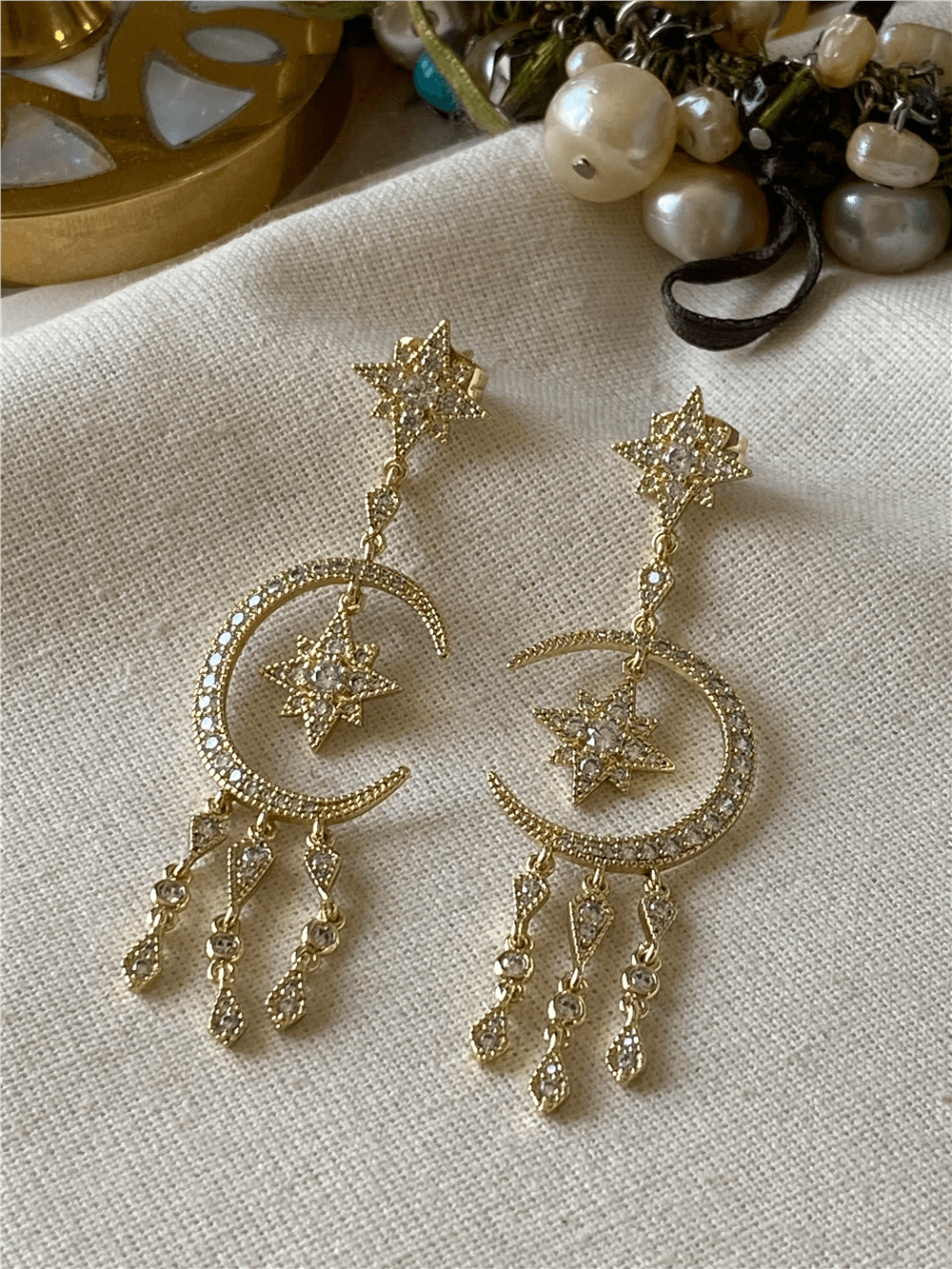 VIP 14K Sallantılı Ayyıldız Küpe
