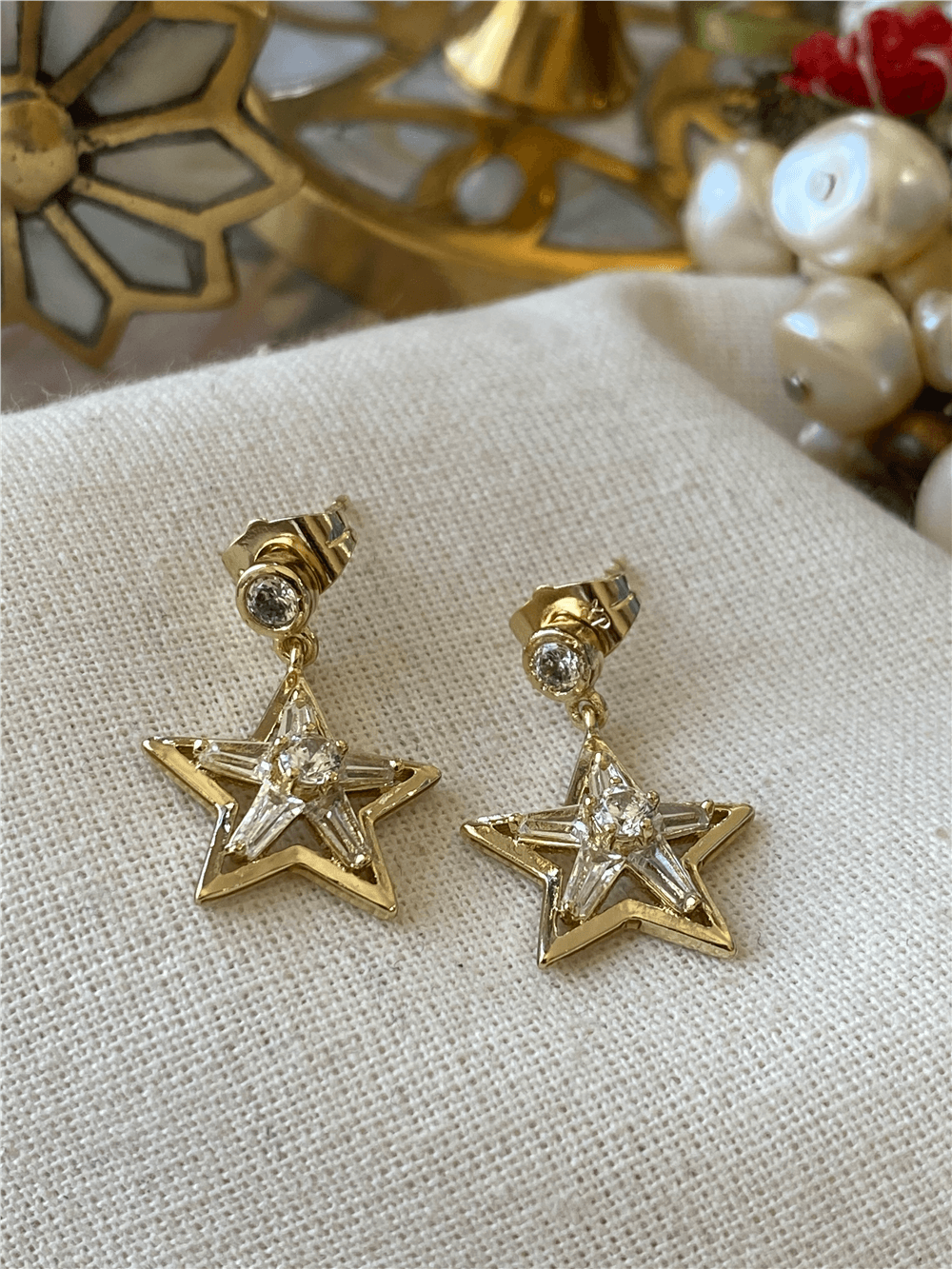 VIP 14K Sallantılı Kesme Taşlı Yıldız Küpe
