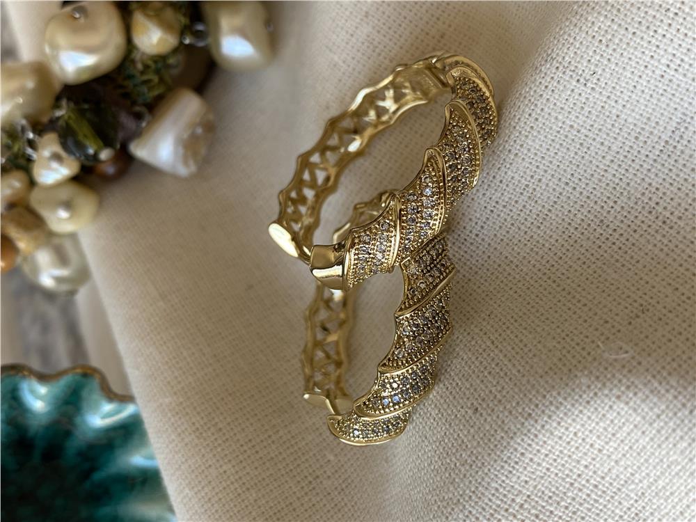 VIP 14K Sarmal Küpe