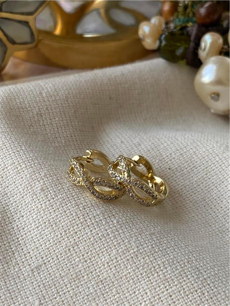 VIP 14K Sonsuzluk Model Mini Halka Küpe