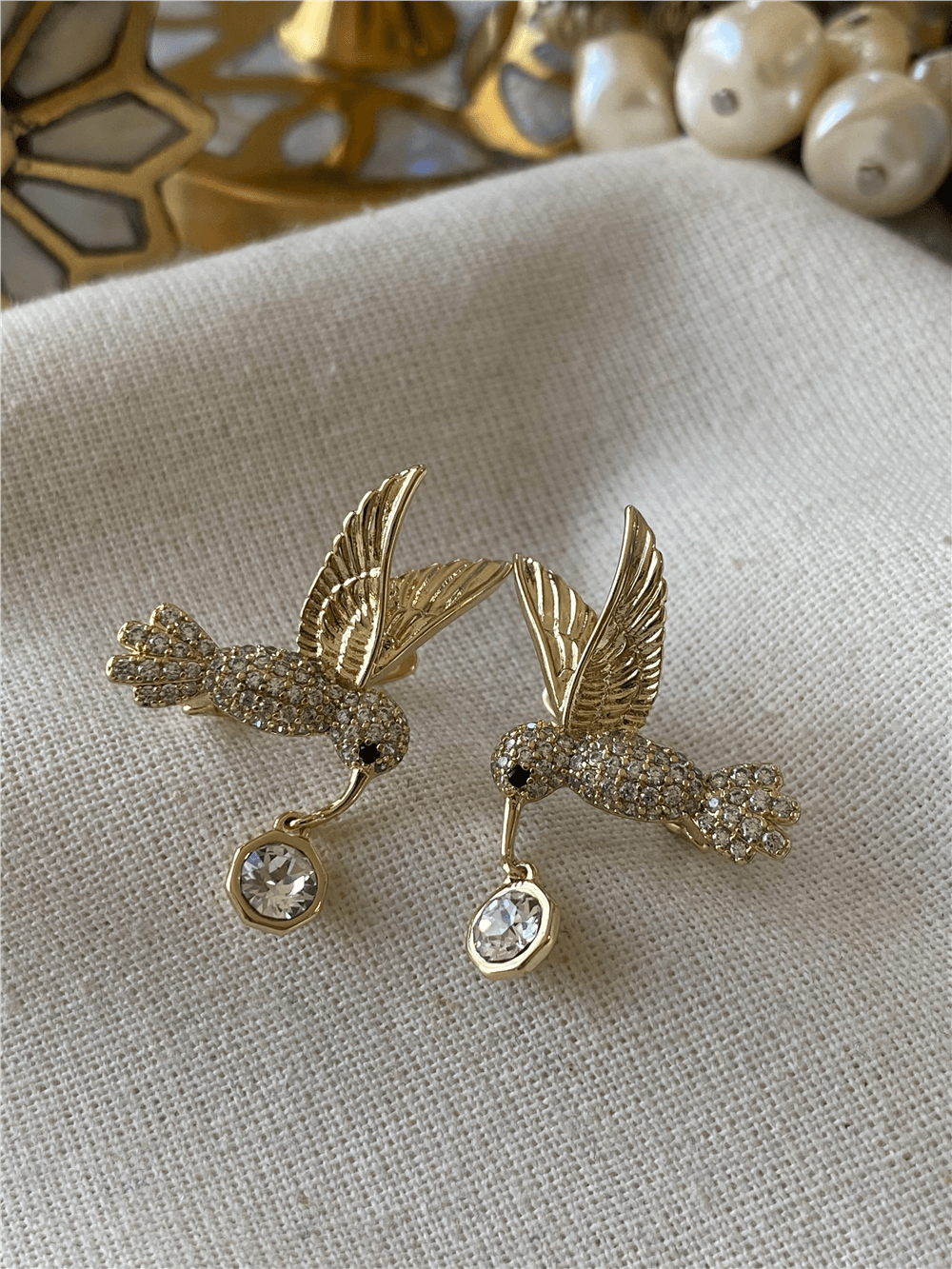 VIP 14K Taş Sallantılı Kuş Küpe
