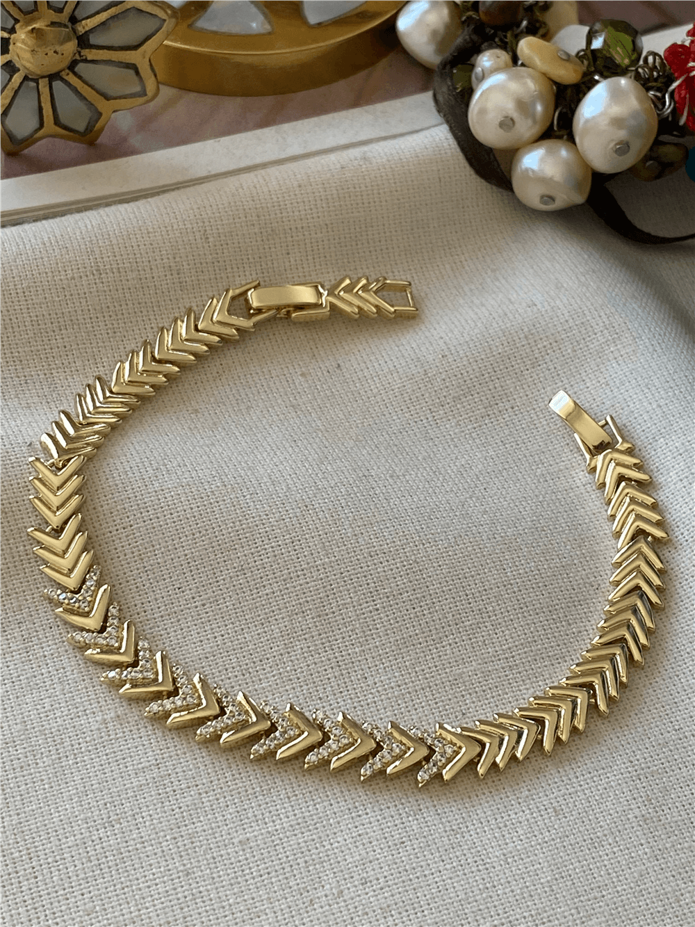 VIP 14K Taşlı Arrow Bileklik