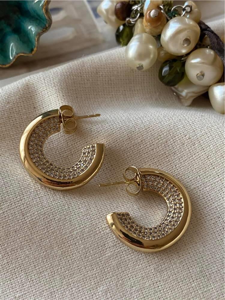 VIP 14K Taşlı C Model Küpe