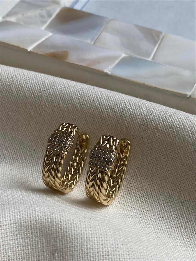 VIP 14K Taşlı Çift Örgü Model Küpe