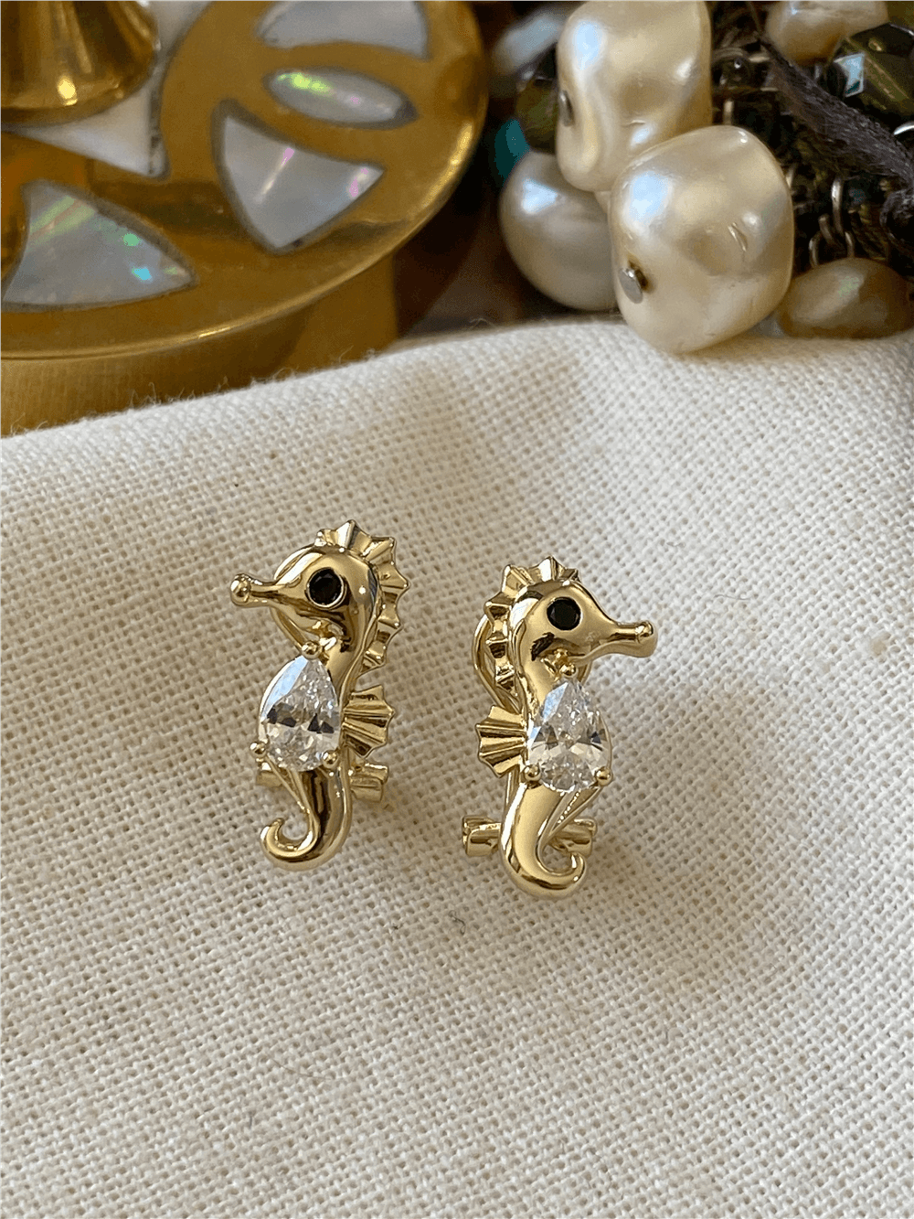 VIP 14K Taşlı Denizatı Küpe