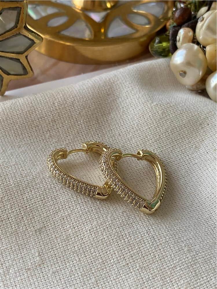 VIP 14K Taşlı İnce Kalp Küpe