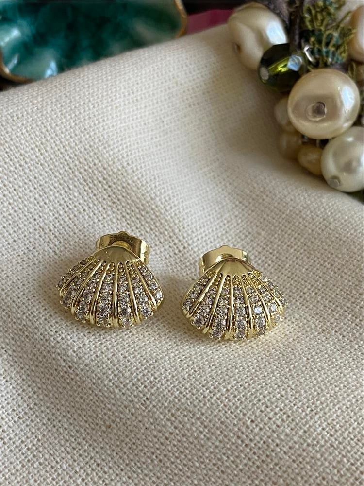 VIP 14K Taşlı İstiridye Küpe