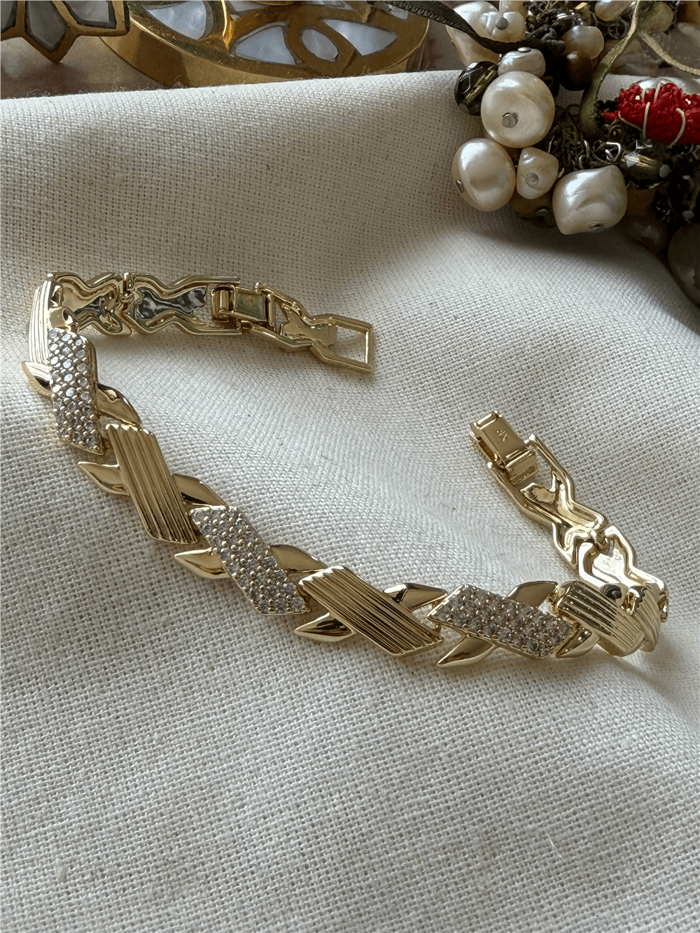VIP 14K Taşlı Kalın X Model Bileklik