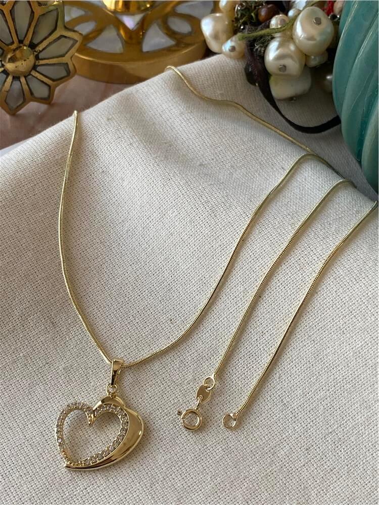 VIP 14K Taşlı Kalp Kolye