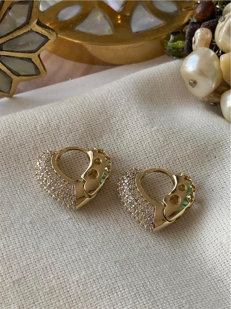 VIP 14K Taşlı Kalp Küpe