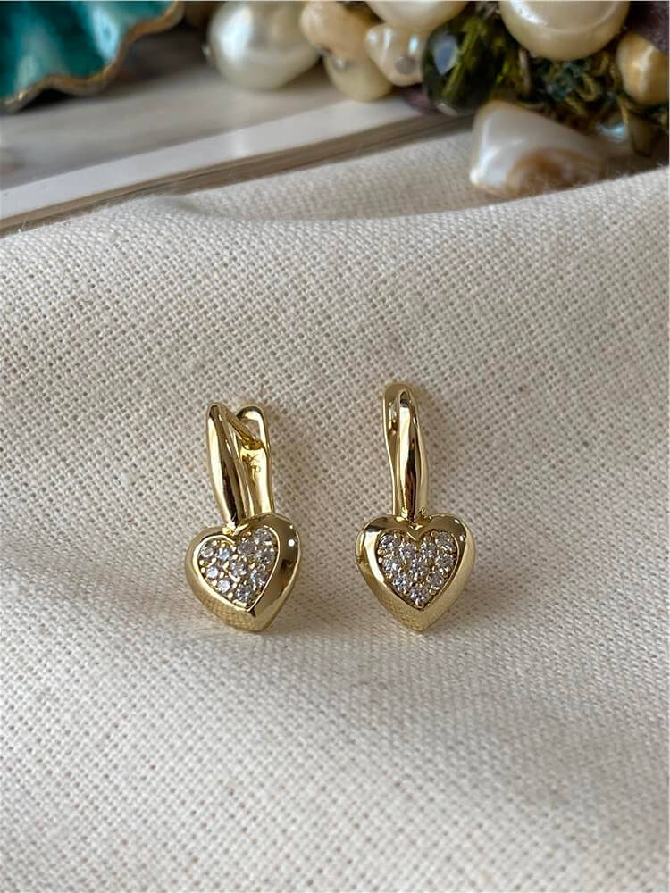 VIP 14K Taşlı Kalp Küpe