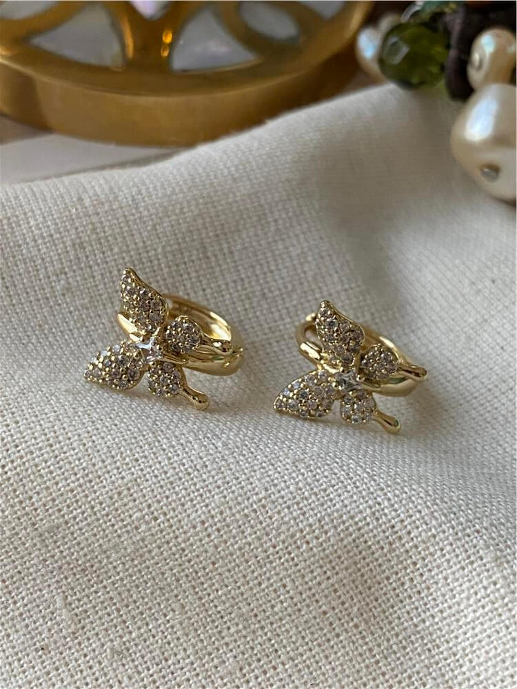 VIP 14K Taşlı Kelebek Detaylı Mini Halka Küpe