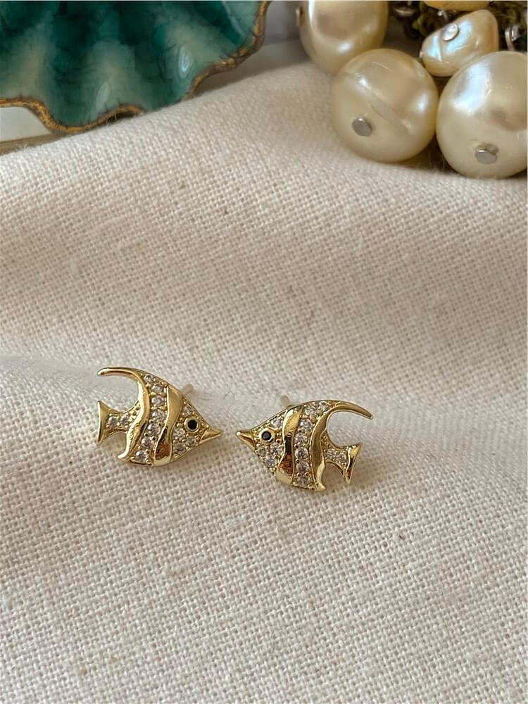 VIP 14K Taşlı Mini Balık Küpe