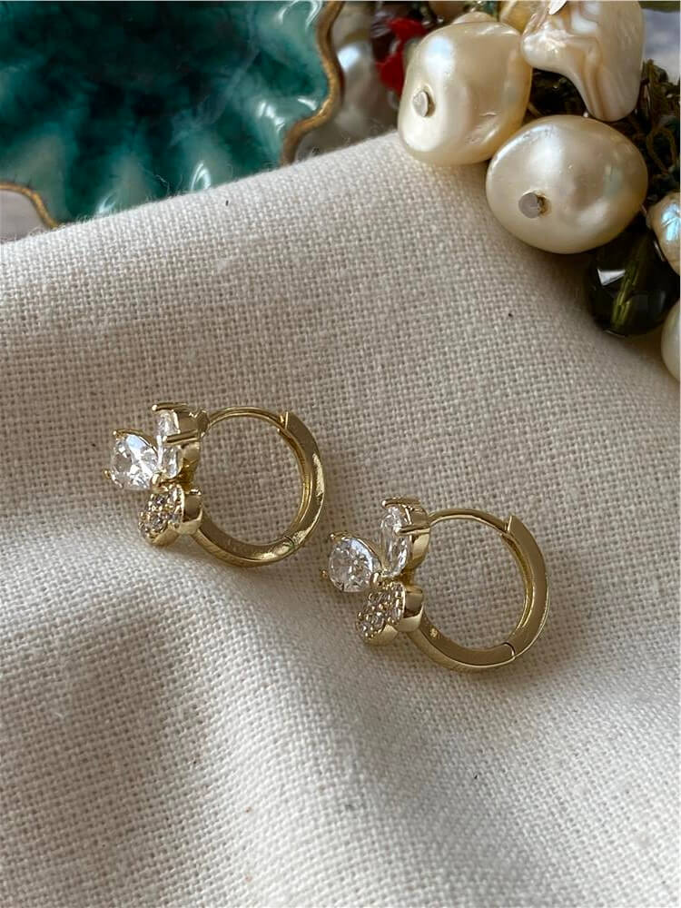 VIP 14K Taşlı Mini Kelebek Küpe