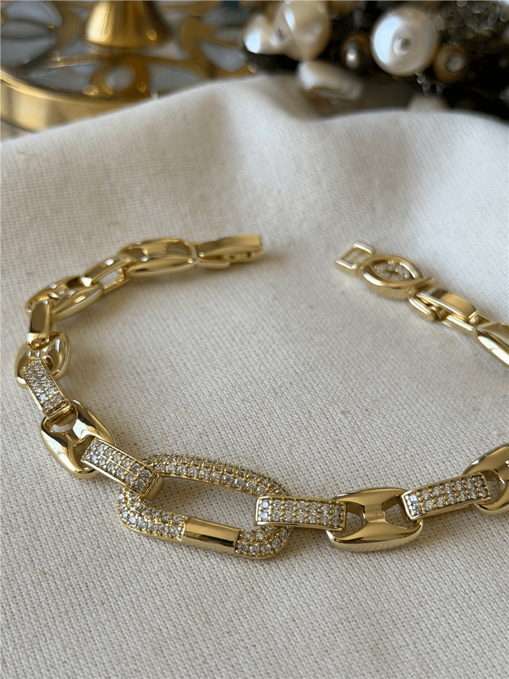 VIP 14K Taşlı Oval Detaylı Düğme Zincir Bileklik