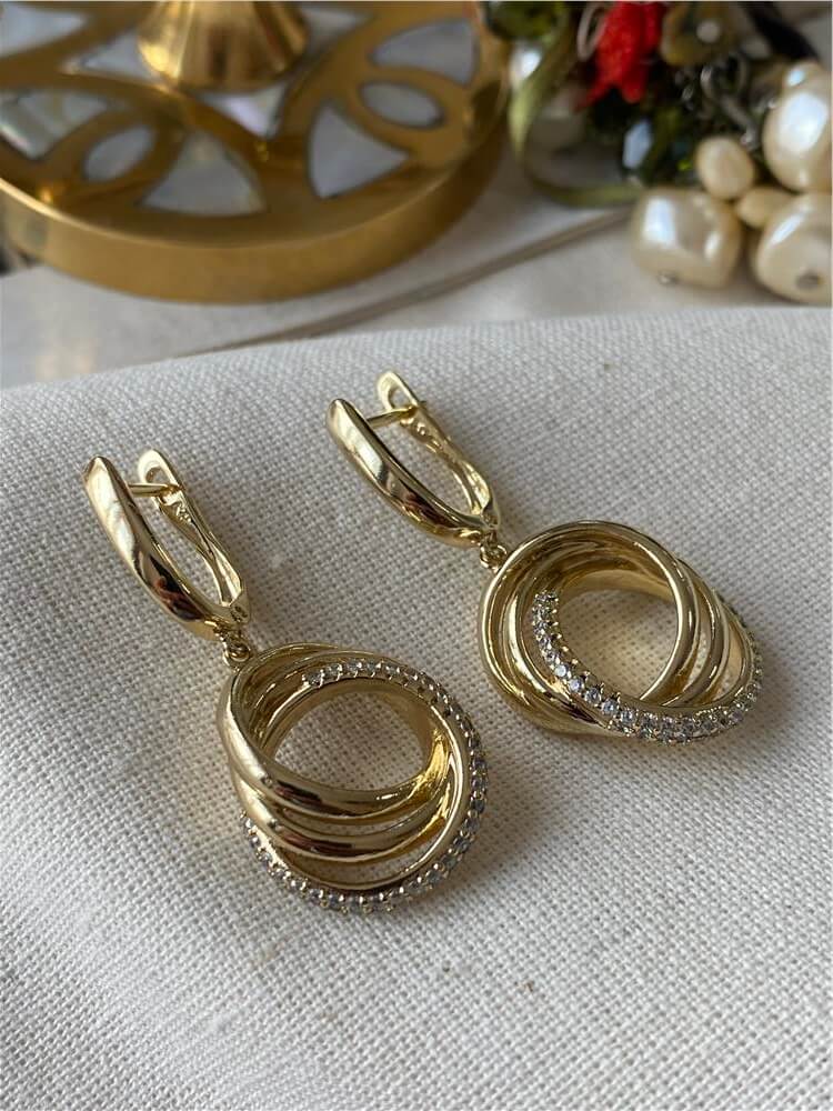 VIP 14K Taşlı Sallantılı Trinity Küpe