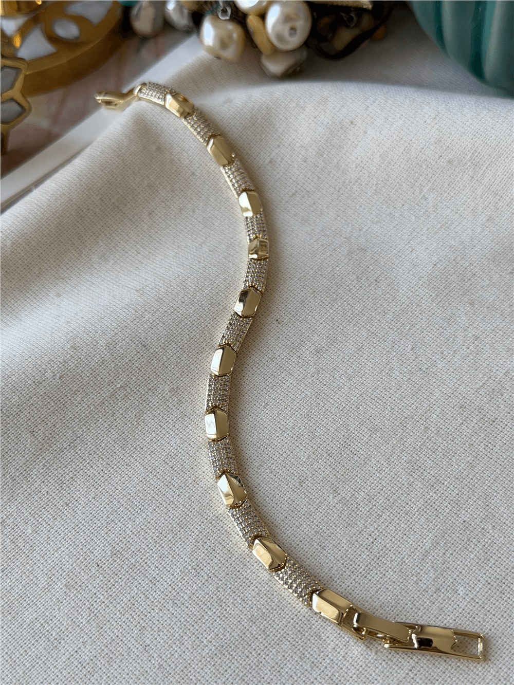 VIP 14K Taşlı Snake Bileklik