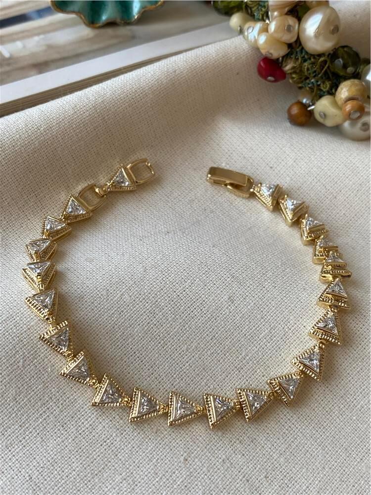 VIP 14K Taşlı Üçgen Bileklik
