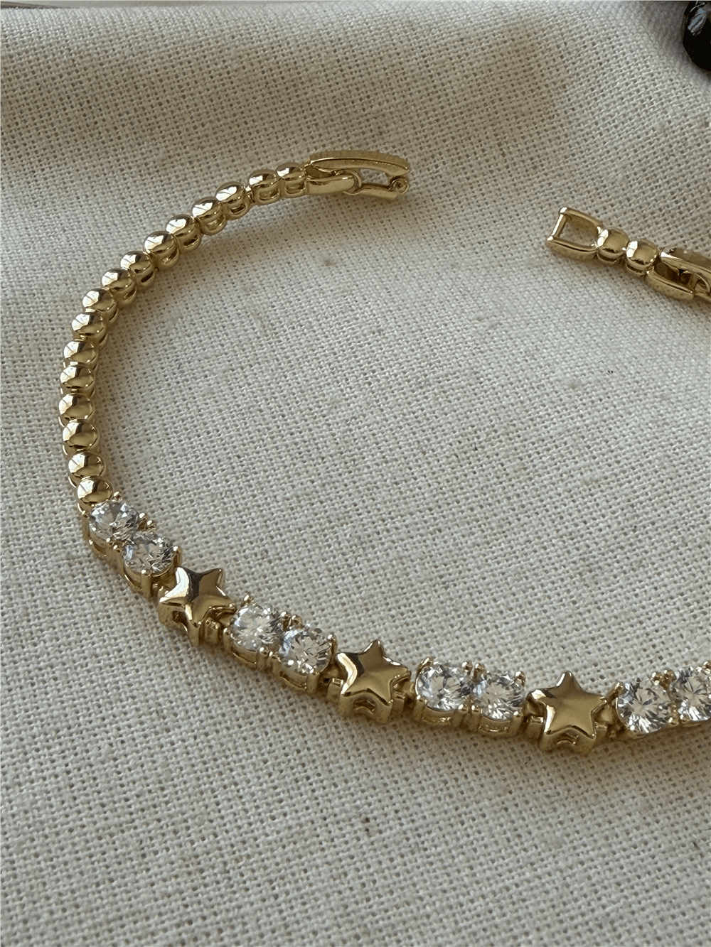 VIP 14K Taşlı Yıldız Detaylı Bileklik