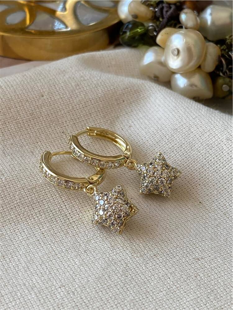 VIP 14K Taşlı Yıldız Sallantılı Küpe