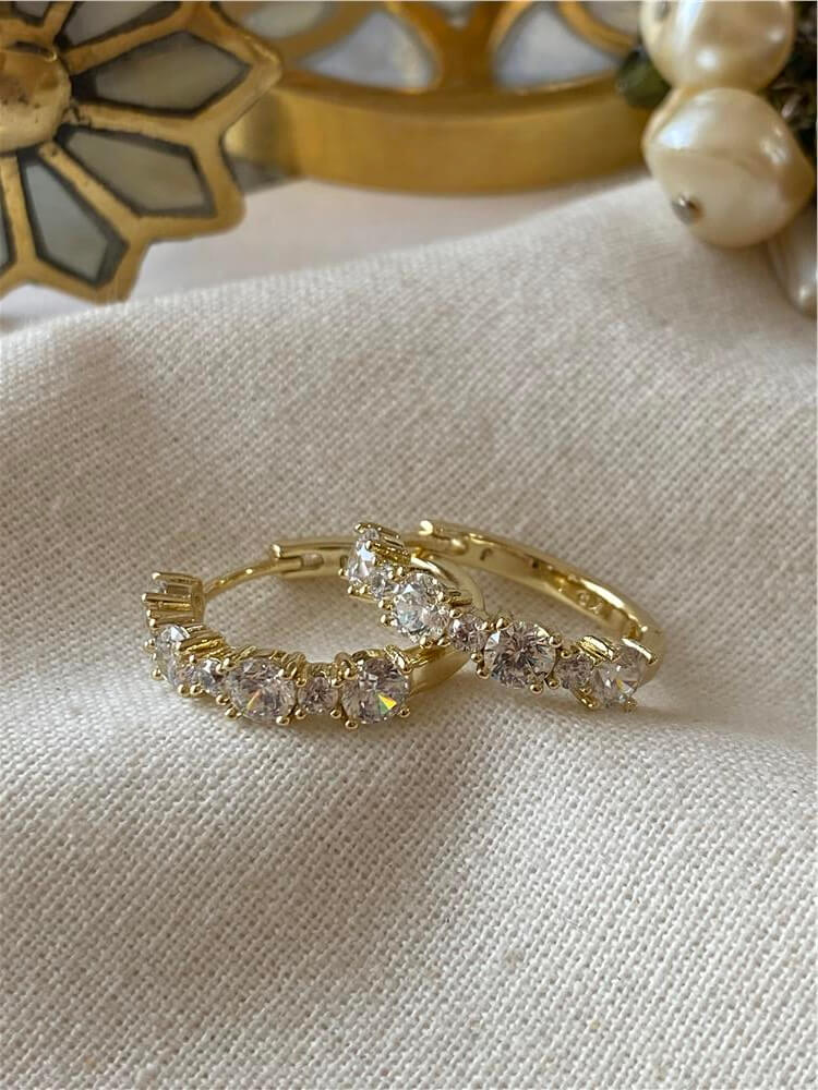 VIP 14K Tektaş Detaylı Halka Küpe