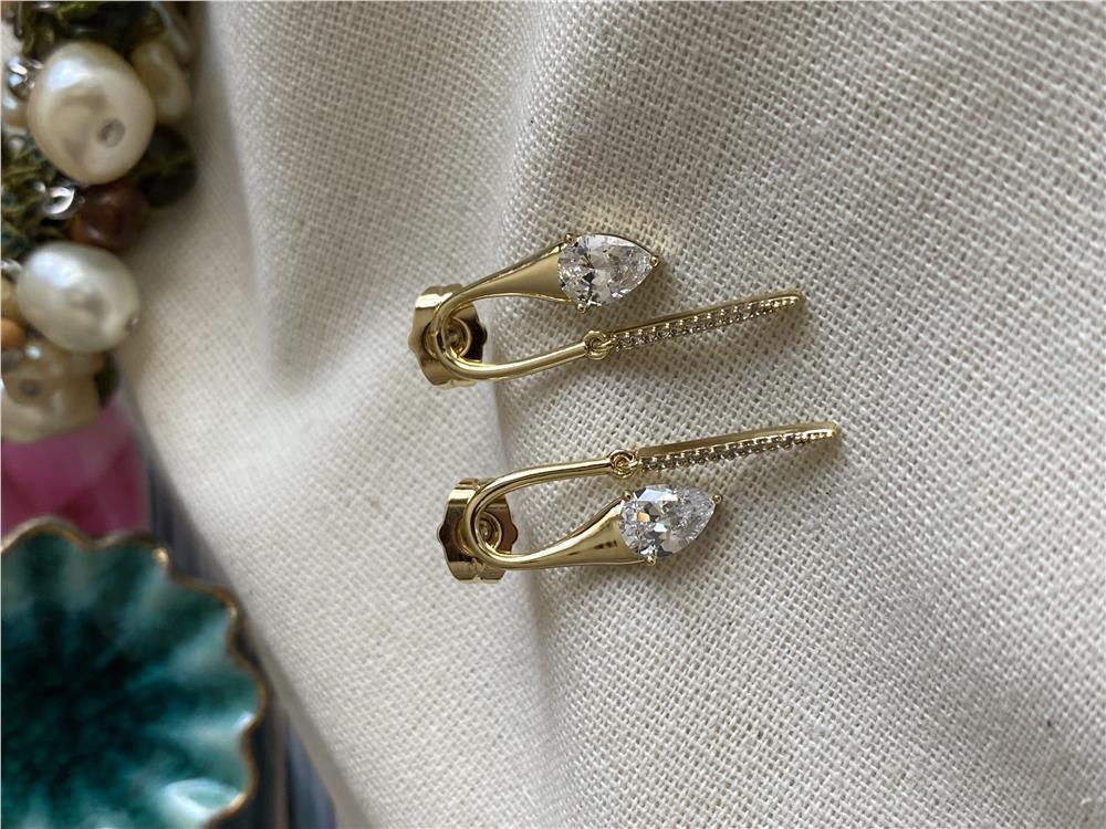 VIP 14K Tulipan Küpe