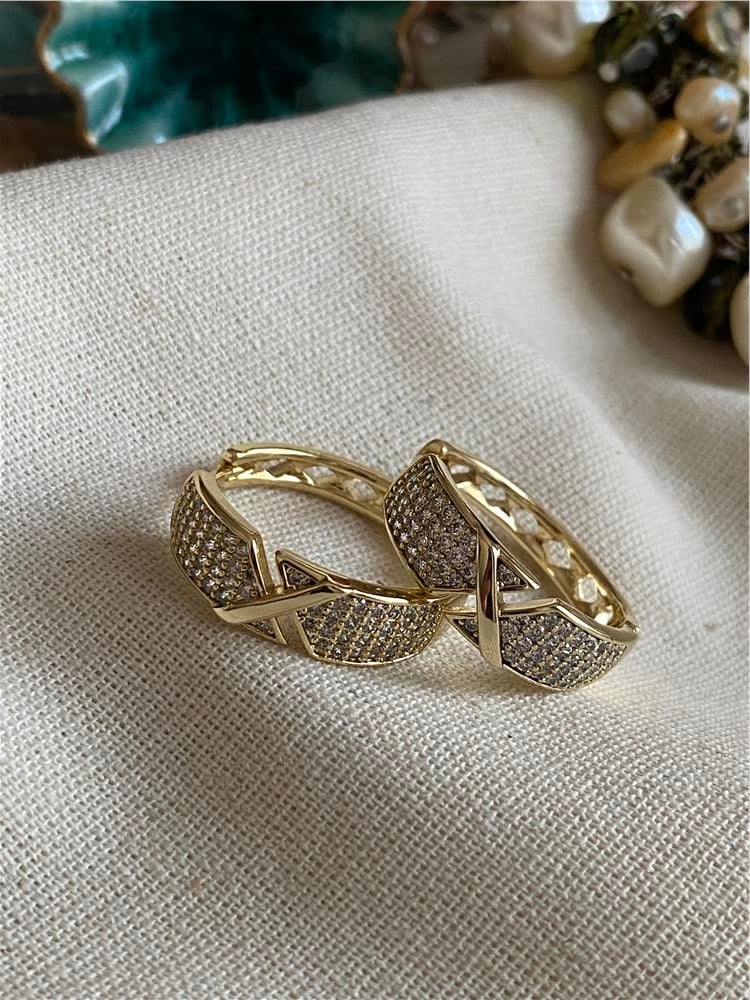 VIP 14K X Design Küpe