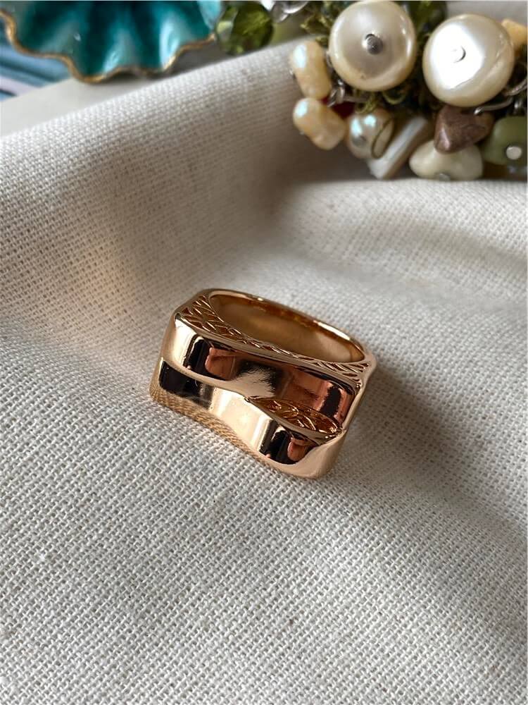 VIP Dalgalar Yüzük