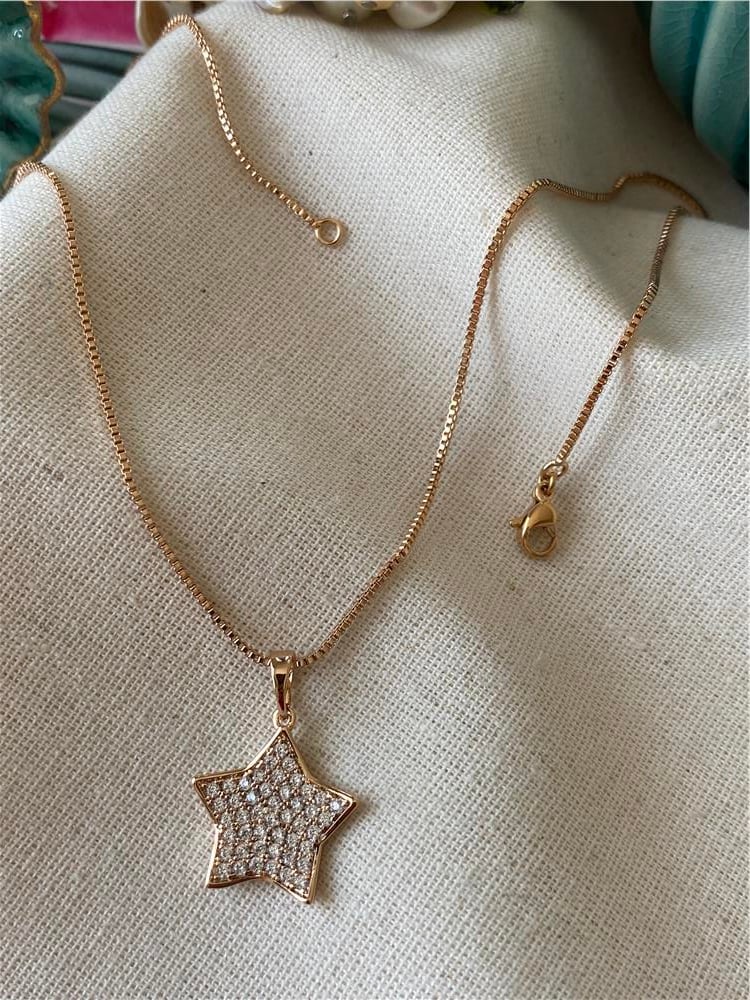 Vip Gold Taşlı Star Kolye 