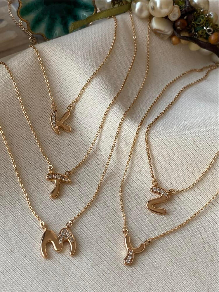 VIP Taşlı Harf Kolye