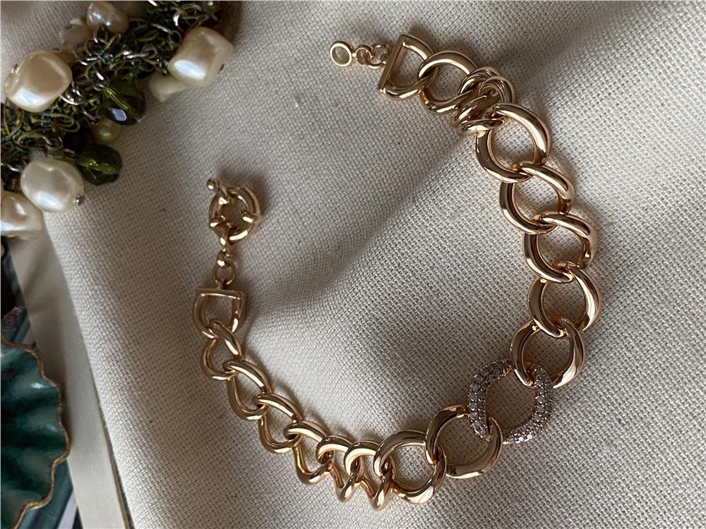 VIP İri Halkalı Bileklik