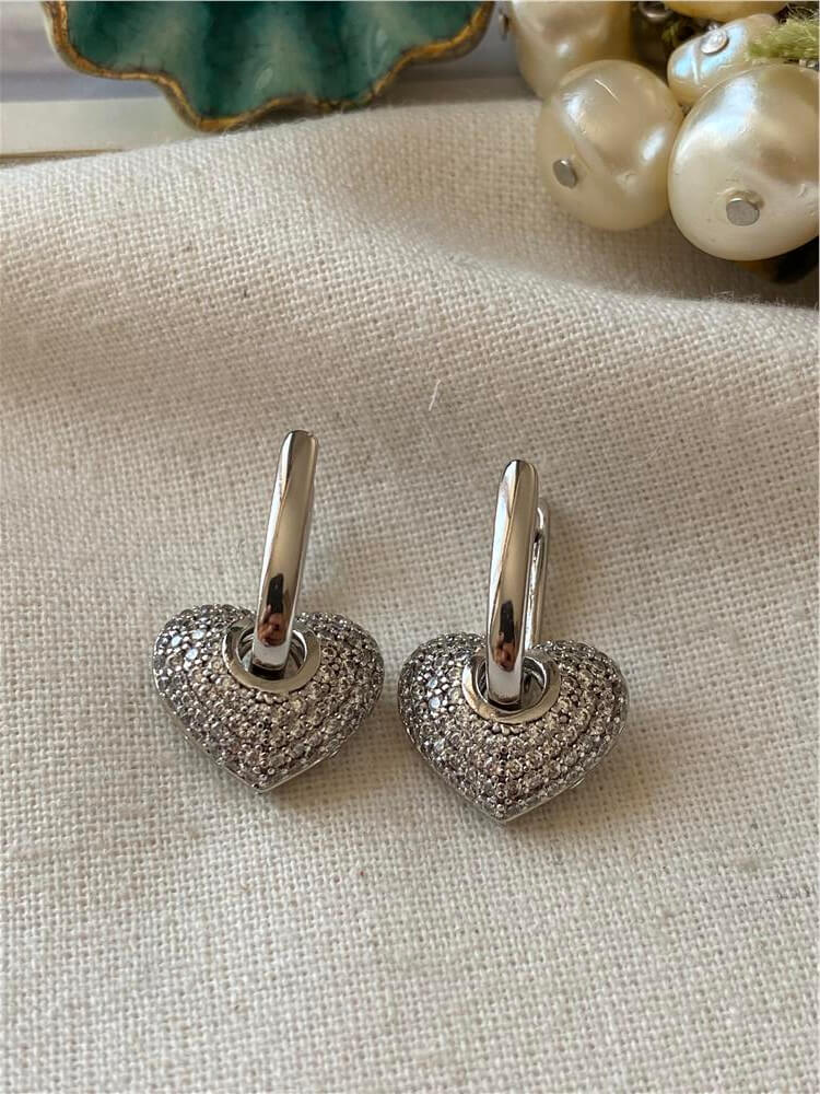 VIP Silver Taşlı Bombe Kalp Charmlı Kolye