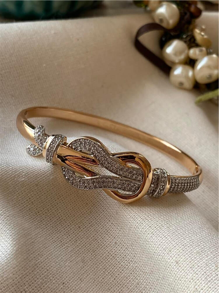 VIP Silver Taşlı Düğüm Kelepçe