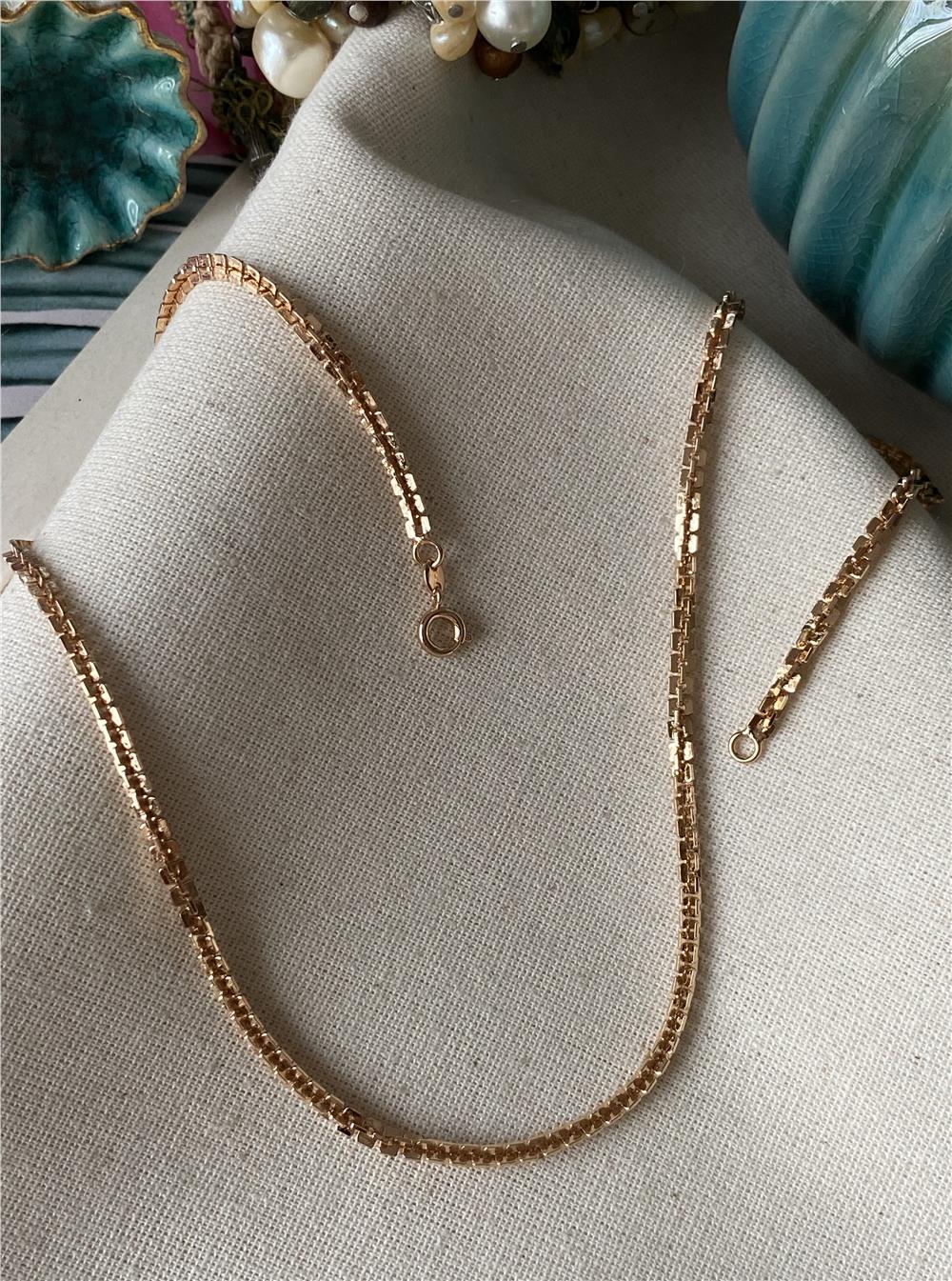 VIP Square Chain Kolye