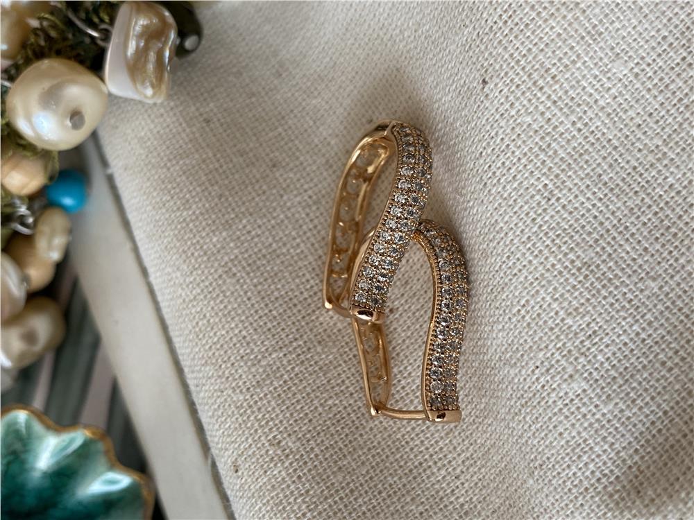 VIP Swan Küpe