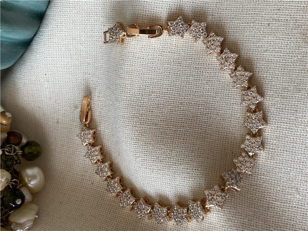 VIP Taşlı Sıralı Yıldız Bileklik