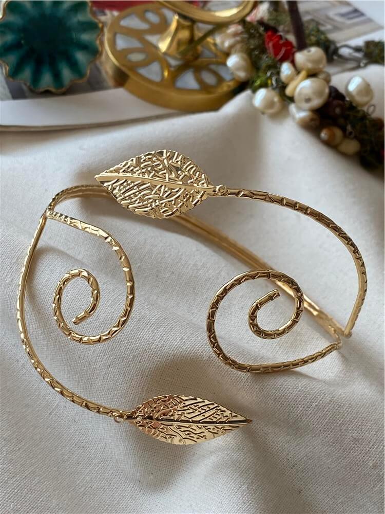 Yaprak Detaylı Sarmal Model Pazu Bilekliği