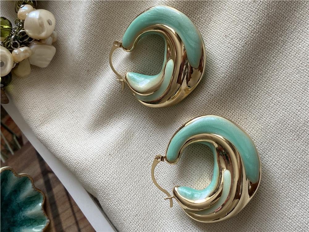 Yeşil Mineli Burma Küpe