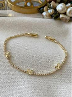 14K Desenli Kelebek Detaylı Suyolu Bileklik