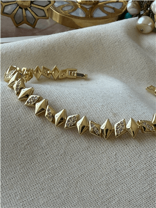 14K Taşlı Baklava Model Bileklik