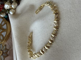 14K Taşlı Baklava Model Bileklik