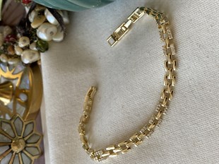14K Taşlı Mini Kare Zincir Bileklik